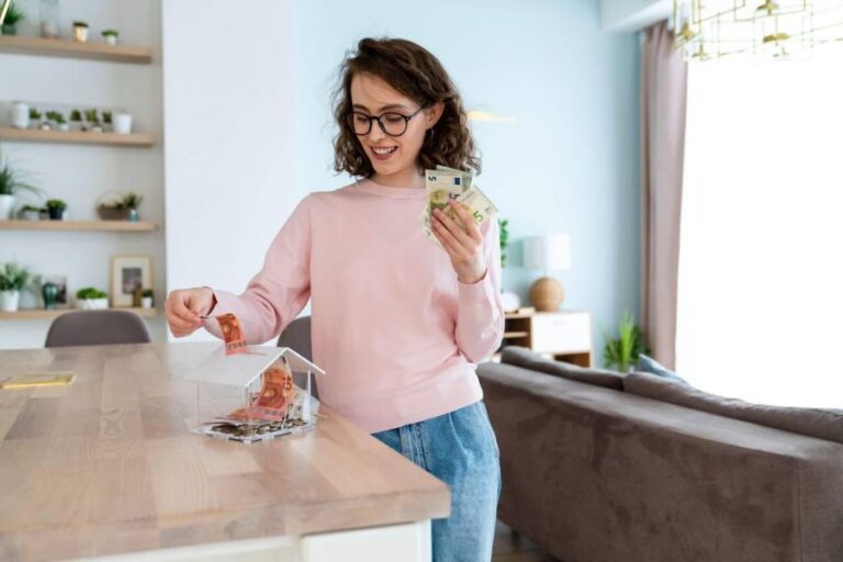 Dollar-Cost Averaging: The Lazy Investor's Guide to Building Wealth