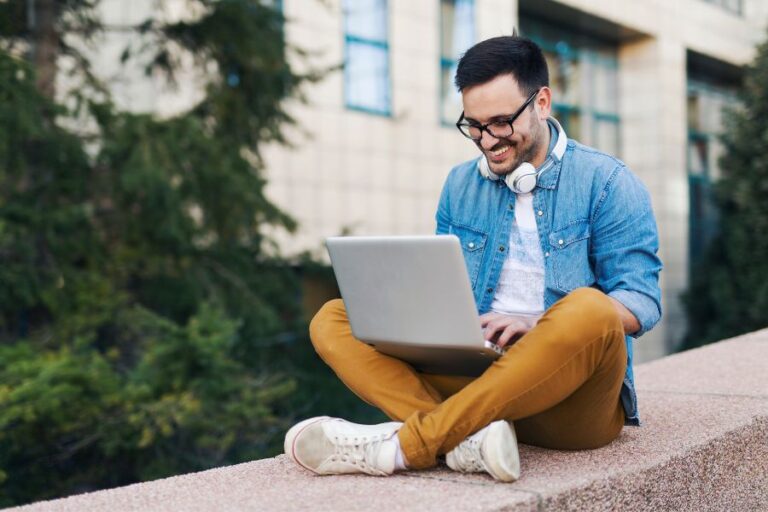 The Side Hustle Tax Guide: What You Must Know Before Filing