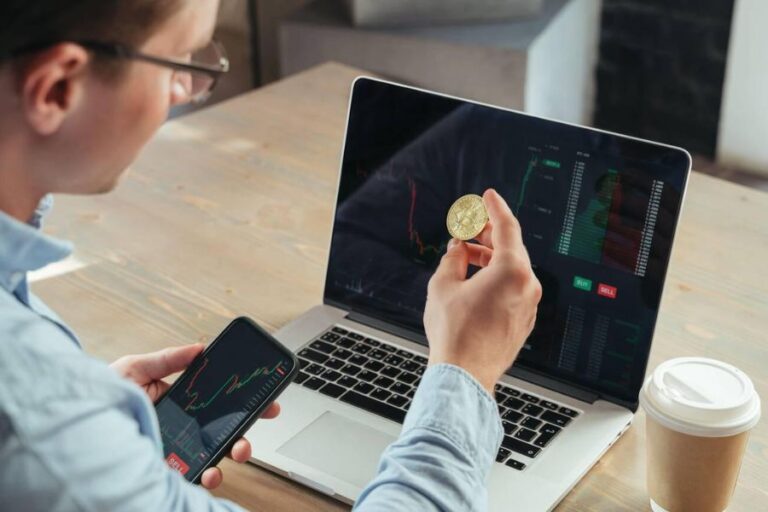 How $10 Weekly Bitcoin Purchases Beat the Stock Market