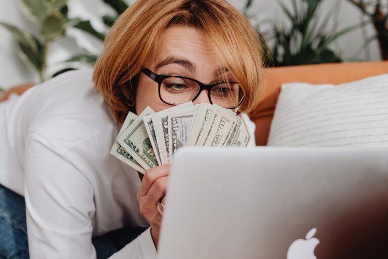 The Ultimate Guide to Passive Income Streams (Zero Experience Needed)